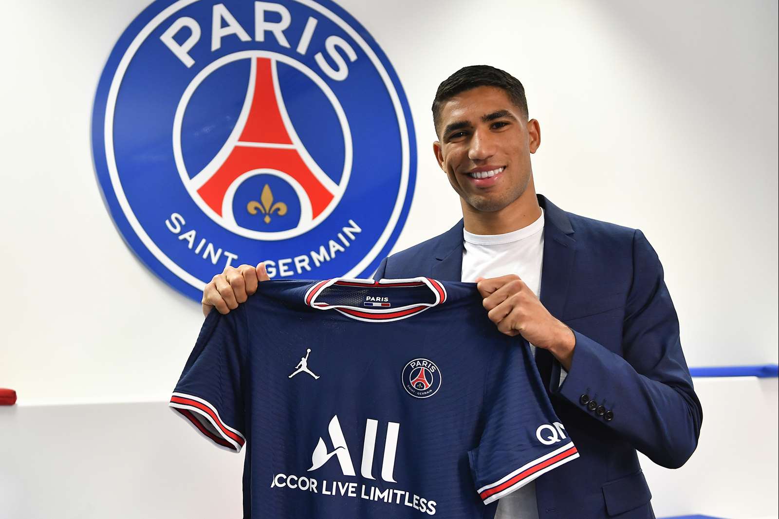 پاری سن ژرمن/مدافع راست مراکشی/PSG/Morocco right back