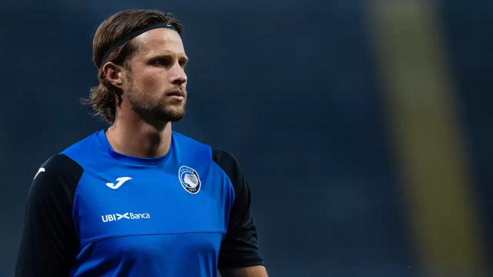 آتالانتا/وینگ بک هلندی/Atalanta/Dutch wing back